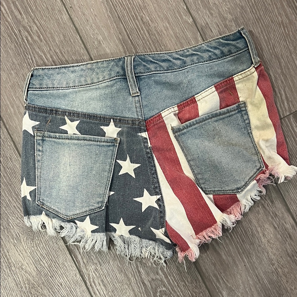 Denim Distressed Star-Patterned Shorts - image 2